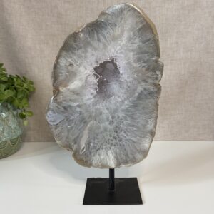 Agaat geode op standaard